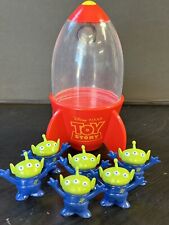 Disney Pixar Toy Story Green Men Space Ship Claw (6) Guys Rare Pizza Planet Cool picture