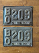 Pair of 1932 Connecticut License Plates picture