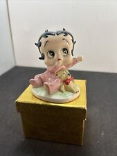 Rare Wade Baby Betty Boop Wakey Wakey Figurine  2019 Pink PJ's With Teddy Bear picture