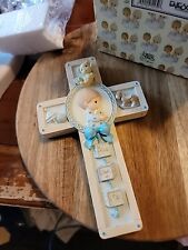 Vintage Precious Moments Wall Cross Jesus Loves Me Praying Boy Ceramic 1999 picture