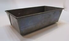 Primitive Old 1930's Antique Steel Tin Ekco No. 7 Bread Loaf 3x5x9 Bake Pan picture