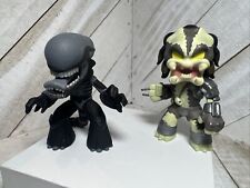 Funko Mystery Minis Sci-Fi Classics Series 1 Predator and Alien Xenomorph lot picture