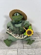 Russ The Country Folks Kelly Frog Toad Mrs Gardenhopper SunFlower Shelf Sitter picture