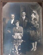 C.1930s Group Photo  Beautiful Women W Finger Wave Hair & Men W Suit & Tie C19 picture