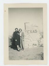 Vintage Photo Two Cute Fun Gals Roadside Welcome Texas State Sign TX 1942 picture