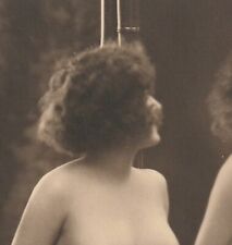 French Woman, Near Full Au Naturel / Reflection - Vintage Photo Postcard; Mandel picture