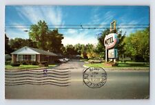 Postcard Massachusetts Lee MA Sunset Motel 1987 Posted Chrome Front Cancel picture