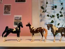breyer stablemates #720225 #46003 and #720232 picture