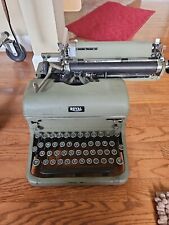 Royal KMG Magic Margin Touch Control 1940's Typewriter picture
