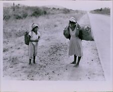 LG771 1965 Original Photo POOR PANAMANIAN PEOPLE Barefoot Walking Carrying Bags picture