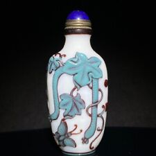 Collect old noble Coloured glaze carved butterfly Gourd vine statue snuff bottle picture