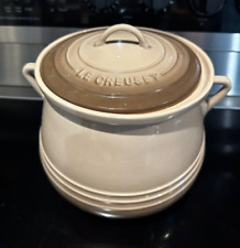 Le Creuset Heritage Collection Bean Soup 4.5qt Pot w lid - Rare- Never Used  picture