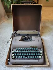 Vintage Smith Corona typewritter and Carrying case picture