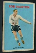 1959-1960 FOOTBALL A & BC CARD (RED QUIZ) #34 BOB MORTON LUTON TOWN HATTERS picture