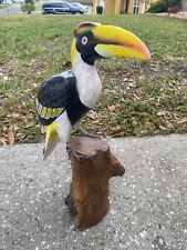 TOUCAN ON DRIFTWOOD BASE  HAND CARVED WOOD TROPICAL SCULPTURE BIRD DECOR TIKI picture