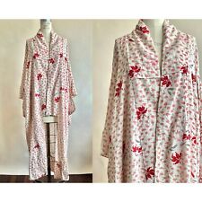 Vintage 1970s Silk Kimono In Red And Cream With Lily Flower Details / Floral picture