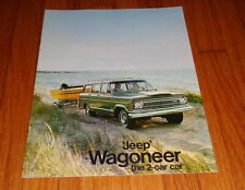 Original 1970 Jeep Wagoneer Sales Brochure Catalog picture
