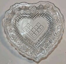 Vintage Avon 5” HEART AND DIAMOND Glass Soap Dish, 1970's picture