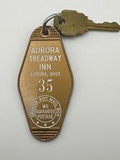 Aurora Treadway Inn Hotel Motel Room Key Fob & Key Aurora Ohio #35 picture