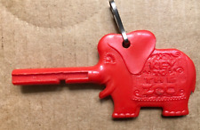 Vtg Detroit Zoo MICHIGAN KEY TO ZOO plastic Red Elephant Trunk Key picture