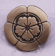 Japan Japanese Maedate Oda Mokko Nobunaga Family Crest Flower Clan Enamel Pin FB picture