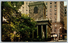 Boston, Massachusetts - King's Chapel Church - Vintage Postcards - Unposted picture