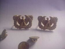WW 2    PAIR OF WO COLLAR INSIGNIA picture