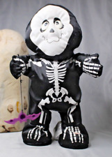 Gemmy Groovin Ghouls Dancing Singing Skeleton Halloween Black 13