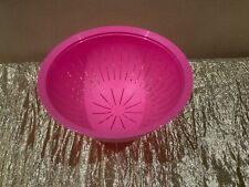 New Big Tupperware Impressions Colander/Strainer 4.3L beautiful Pink Color picture
