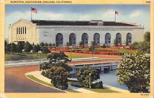 D2133 Municipal Auditorium, Oakland, California CA - 1935 Teich Linen Postcard picture