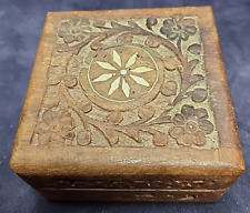 Vintage Hinged Hand-carved WOODEN Trinket Box with Inlay 4