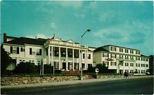 1968 The Wellesley Inn Massachusetts MA Vintage Postcard Exterior View Posted picture