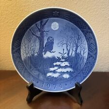 Vintage 1974 Royal Copenhagen Winter Twilight  annual Christmas collection plate picture