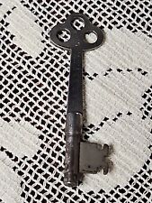 Antique Skelton Key Solid Steel T & B FDY Co #5 picture