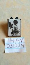 🔥🔥Disney Mickey Mouse⚡️ 2011⚡️ Limited Release Black & White Portrait Pin🔥🔥 picture
