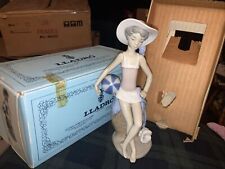 LLADRO Porcelain Figurine SUMMER #5219 Girl With Beach Ball W/Box Spain  picture
