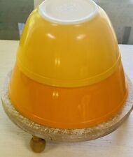 Vintage Pyrex Citrus Mixing Nesting 2 Bowls #402 + 403 Excellent Yellow Orange picture