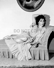 YVONNE FURNEAUX FRENCH ACTRESS - 8X10 PUBLICITY PHOTO (BT190) picture