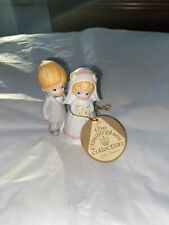 Vtg 3.5” Lefton Bride and Groom Figurine/Cake Topper 04466 W/ Daisies 1970/80s picture