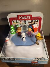 Peanuts Musical-Ice Skating Rink Christmas Charlie Brown Lucy Snoopy picture