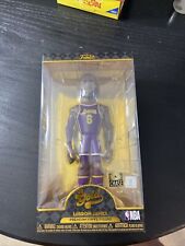 Funko Vinyl Gold 12 in: Lebron James (Chase) picture