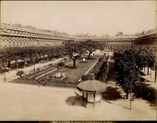 France, Paris, Jardin du Palais-Royal, photo. L.P. Vintage print, albu print picture