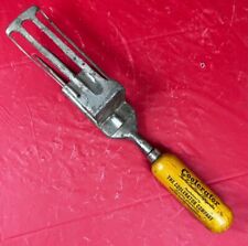 Vintage 1930s The Coolerator Company Duluth Minnesota Wood three Prong Ice Pick picture