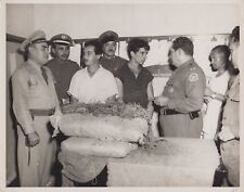 CUBAN NATIONAL POLICE ARRESTED QUESTIONING TIME CUBA 1950s VINTAGE Photo Y 405 picture