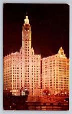 The Wrigley Building Chicago Illinois Unposted Postcard Night picture