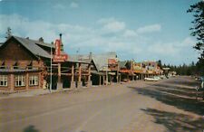 Street Scene, West Yellowstone, Montana - Vintage Postcard picture