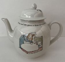 Wedgwood Peter Rabbit Beatrix Potter Teapot & Lid Made in England picture