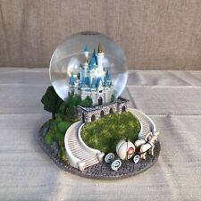 Walt Disney Cinderella Castle Musical Light Up Snowglobe 