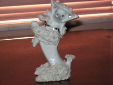 Vintage pale blue spaghetti style poodle figurine with fancy hat  5