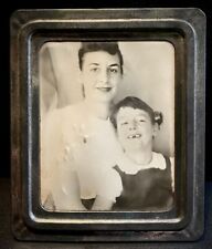 GORGEOUS MOM SMILES w FUNNY TOOTHLESS GIRL ~ 1950s PHOTOMATIC PHOTOBOOTH picture